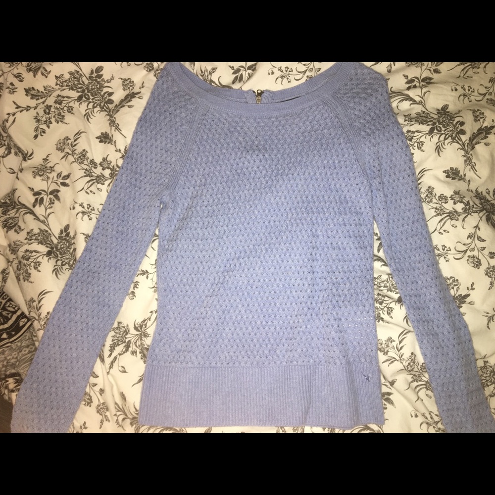 Baby blue AE sweater